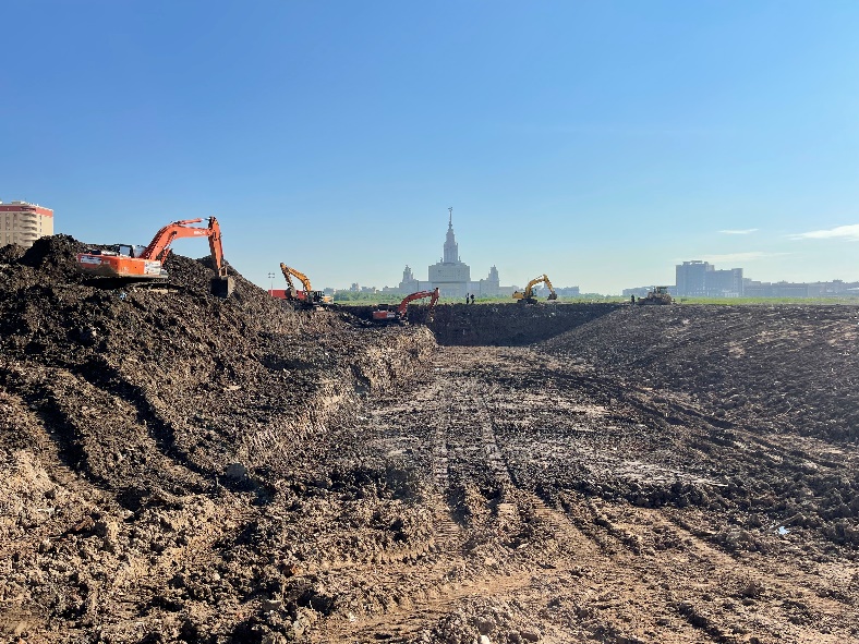 Разработка котлована в период с 02.06.2021 по 06.08.2021